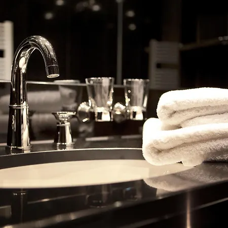 Scholl Hotel 4*